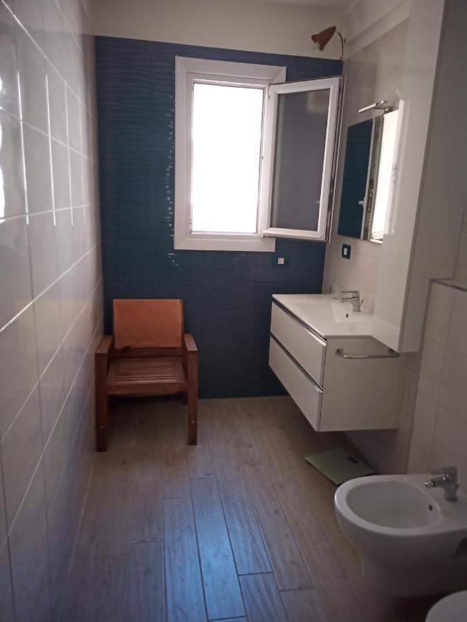 Grand F2 60Mq Centre Antibes, Proche Plages, Commerces, 2 Balcons, Parking, Train, Bus, Deco Vintage, Pet Friendly, Ideal Famille Ou 1-2 Couples Εξωτερικό φωτογραφία