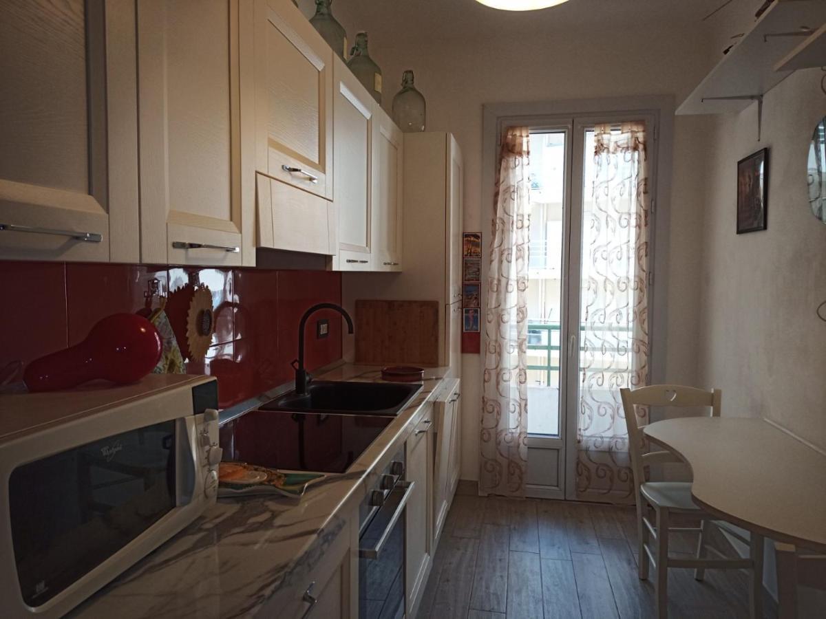 Grand F2 60Mq Centre Antibes, Proche Plages, Commerces, 2 Balcons, Parking, Train, Bus, Deco Vintage, Pet Friendly, Ideal Famille Ou 1-2 Couples Διαμέρισμα Εξωτερικό φωτογραφία