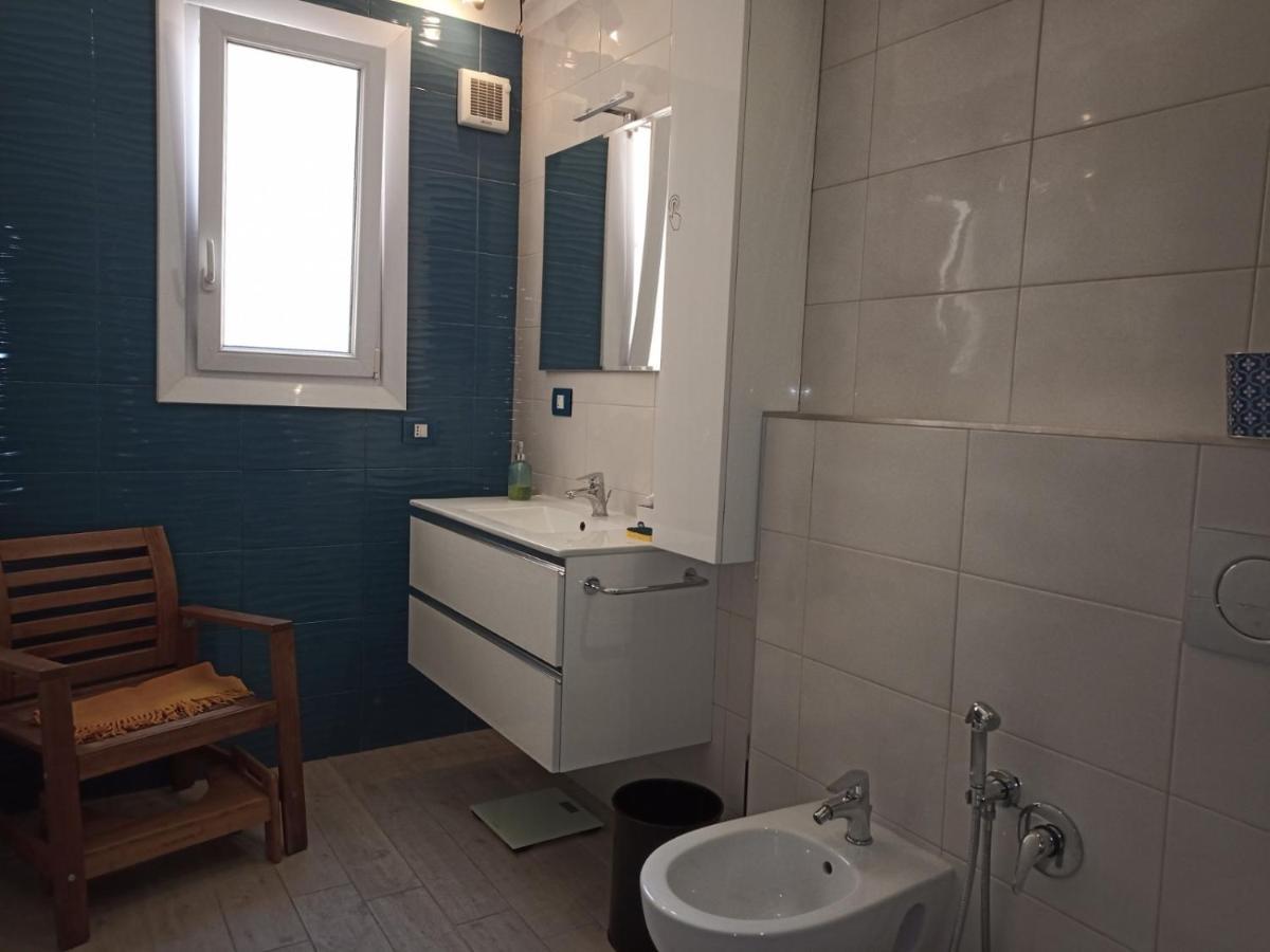 Grand F2 60Mq Centre Antibes, Proche Plages, Commerces, 2 Balcons, Parking, Train, Bus, Deco Vintage, Pet Friendly, Ideal Famille Ou 1-2 Couples Εξωτερικό φωτογραφία