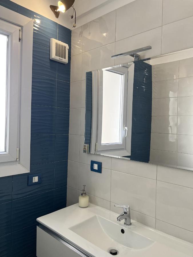 Grand F2 60Mq Centre Antibes, Proche Plages, Commerces, 2 Balcons, Parking, Train, Bus, Deco Vintage, Pet Friendly, Ideal Famille Ou 1-2 Couples Εξωτερικό φωτογραφία