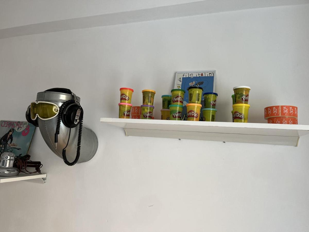 Grand F2 60Mq Centre Antibes, Proche Plages, Commerces, 2 Balcons, Parking, Train, Bus, Deco Vintage, Pet Friendly, Ideal Famille Ou 1-2 Couples Εξωτερικό φωτογραφία