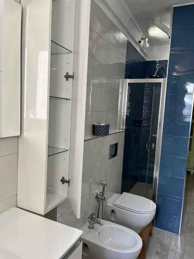 Grand F2 60Mq Centre Antibes, Proche Plages, Commerces, 2 Balcons, Parking, Train, Bus, Deco Vintage, Pet Friendly, Ideal Famille Ou 1-2 Couples Εξωτερικό φωτογραφία